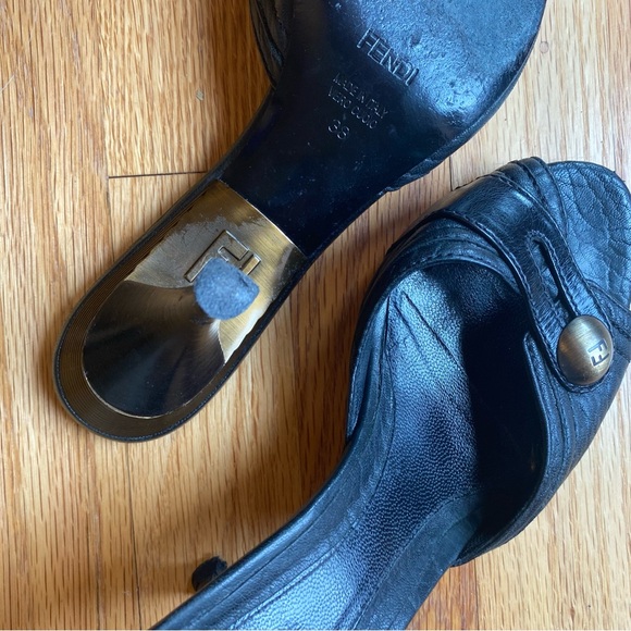 FENDI vintage 90’s black leather heels size 38 - Picture 3 of 5